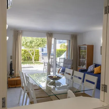 Zodiac 545 Apartment *